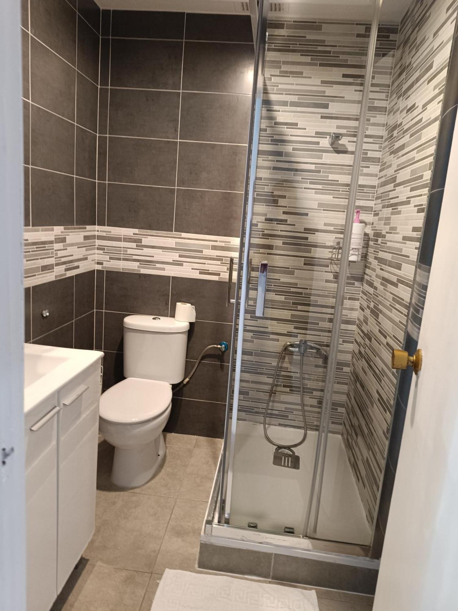 Hostal Fuente Del Pino Хумилья Экстерьер фото